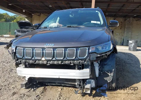 2022 Jeep Compass Limited 4X4 z USA, uszkodzony, nr VIN 3C4NJDCB8NT190972